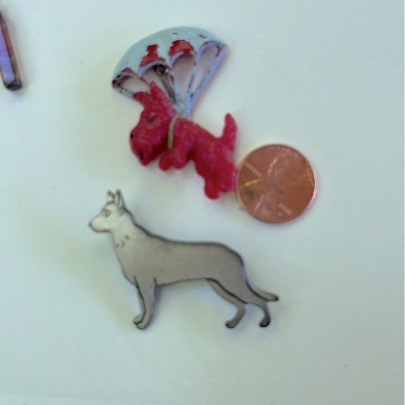 Pewter Dog Brooch German Shepard dog jewelry silver dog Brooches - Picture 2 of 3